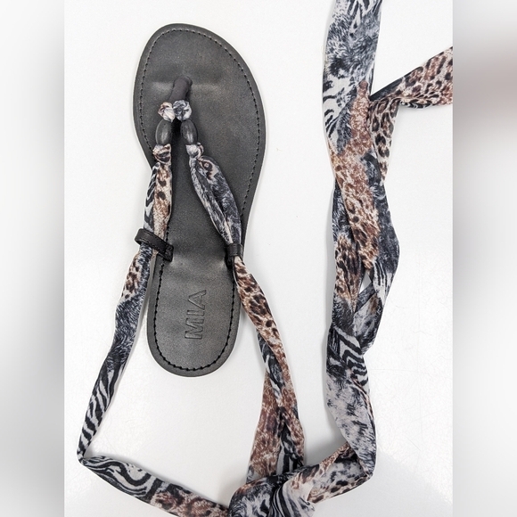 MIA Shoes - MIA Drina women's wrap up sandal size 8.5M